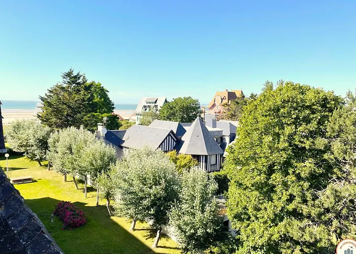 Le Grand Palais - 50m - Vue - Tennis *